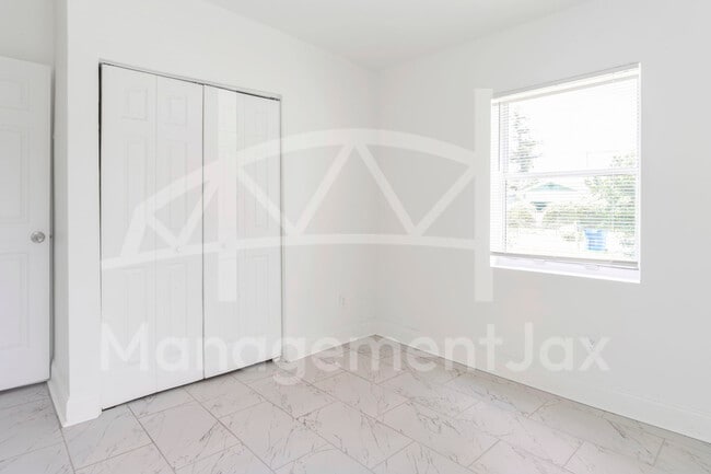 Building Photo - 3622 Ardisia Rd
