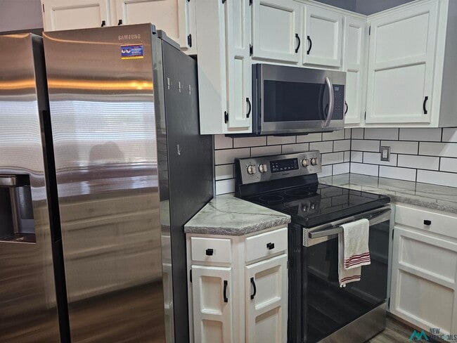 Building Photo - 3705 Ben Crenshaw Cir