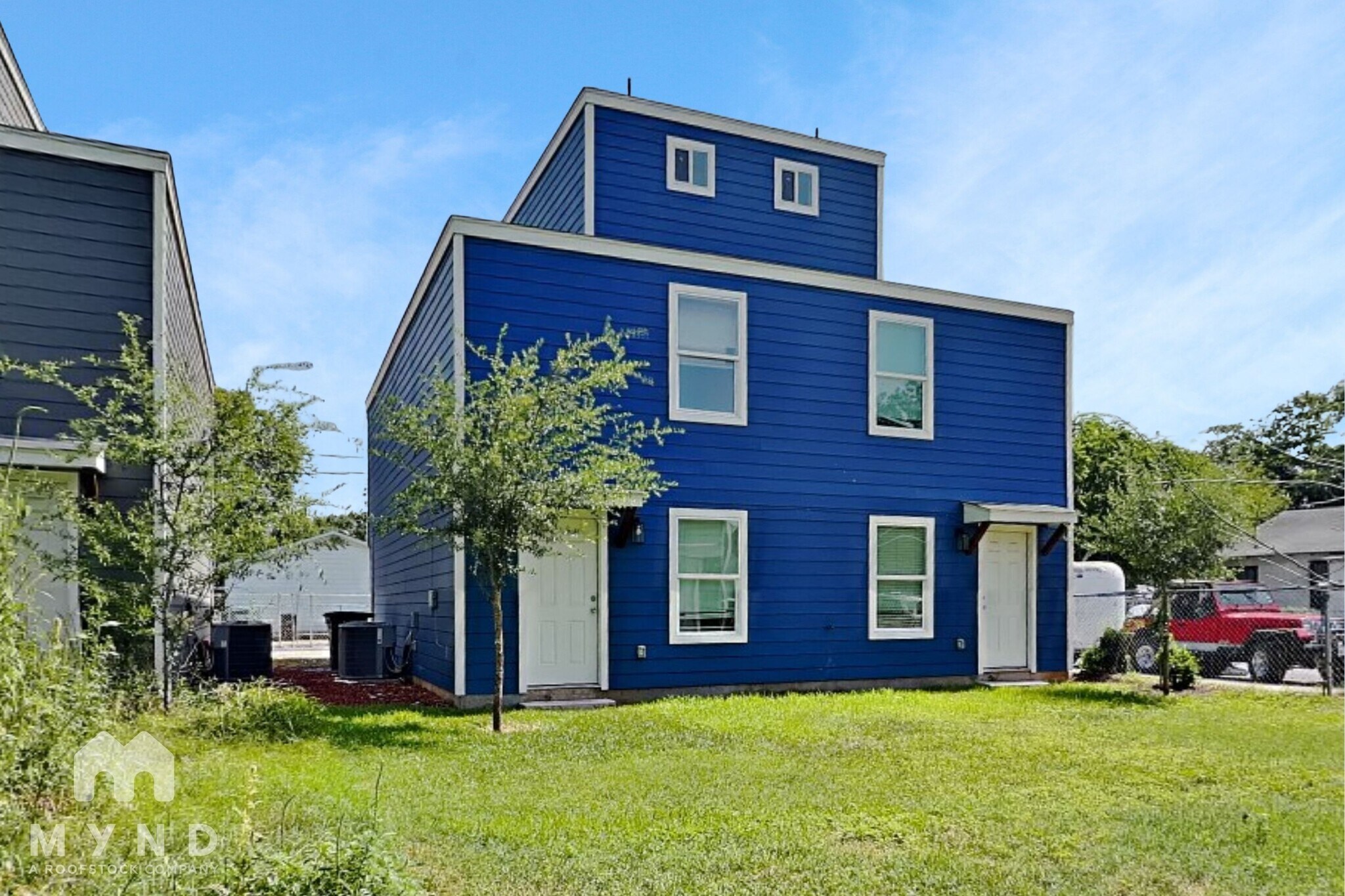 Building Photo - 3034 W Salinas