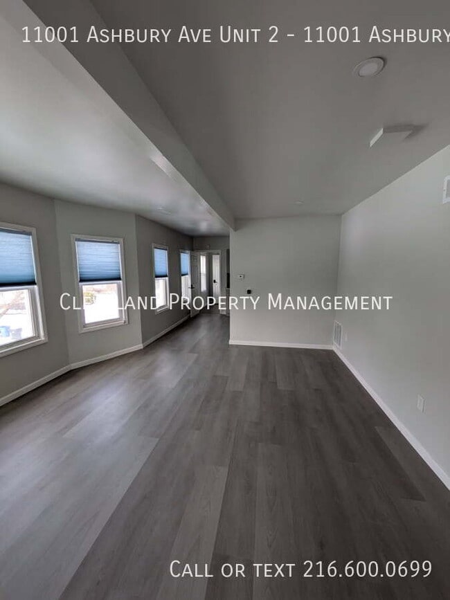 Building Photo - 11001 Ashbury Ave