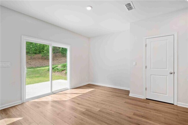 Building Photo - 279 Wells Cir