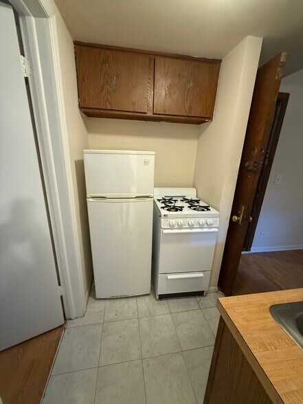 Building Photo - 150 N Dearborn St