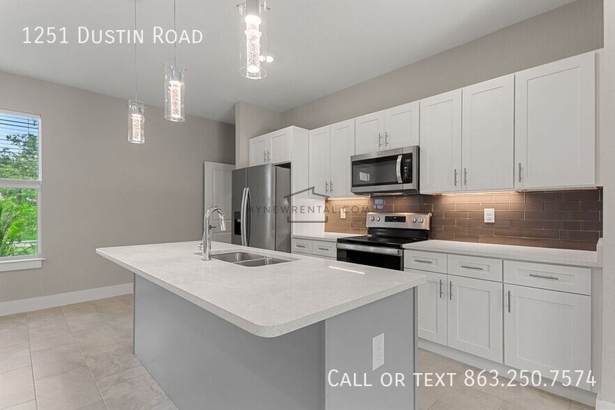 Building Photo - 1251 Dustin Rd