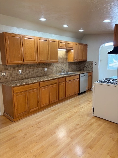 Building Photo - 2528 Rose Way