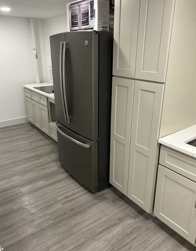 Building Photo - 1370 S Meade St