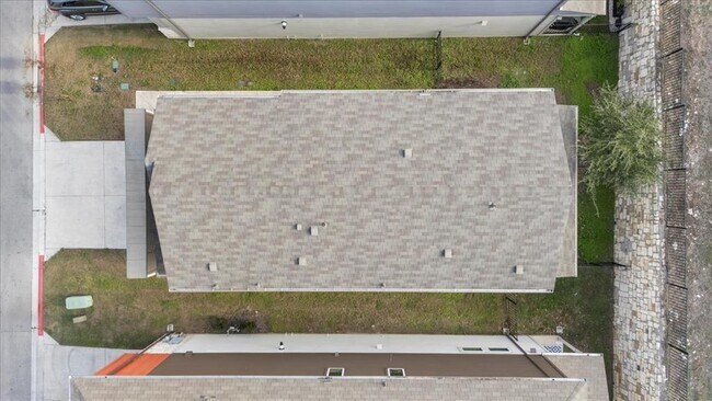 Building Photo - 7103 Terrazzo Cottage Ln