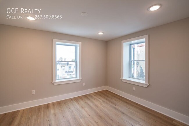 Building Photo - Two Bed Brewerytown Apartment