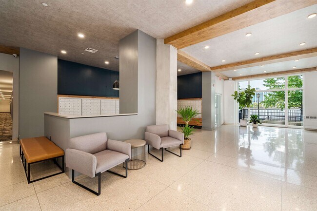 Building Photo - 1500 Hudson St