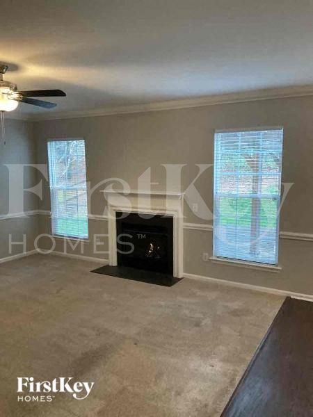 Building Photo - 127 Meandering Way Ln