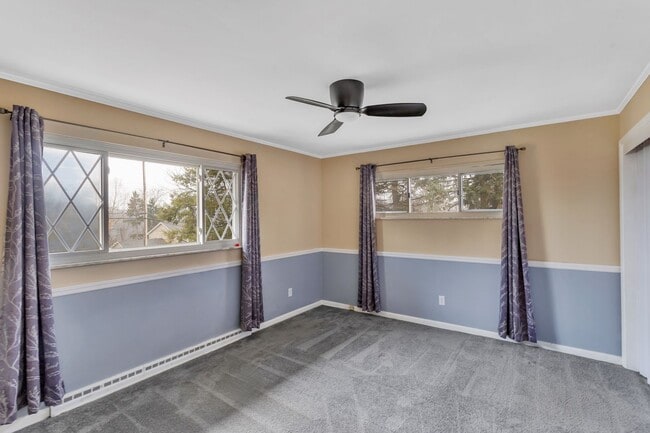 Building Photo - Updated 3BR Home with Central Air & Finished Walk-Out Basement - Sewickley, PA