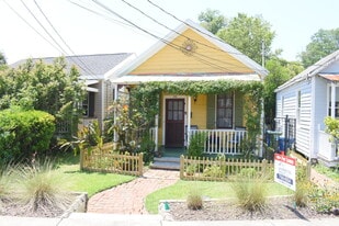 Building Photo - 705 N 5th Ave