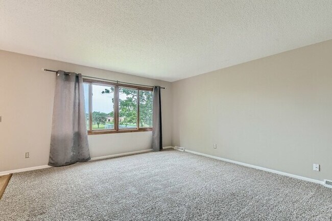 Building Photo - 13760 87th Avenue North, Maple Grove, MN, ...