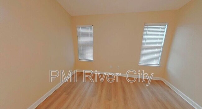 Building Photo - 502 Tidal Wave Ln