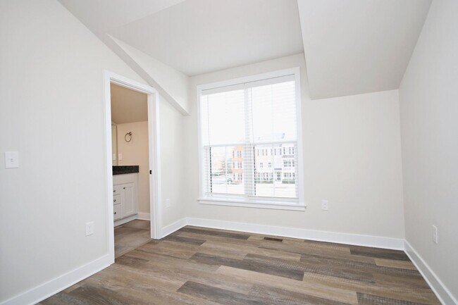 Building Photo - Dog-Friendly Old Trail Townhome - Walk To Local Shops, Restaurants, & More!