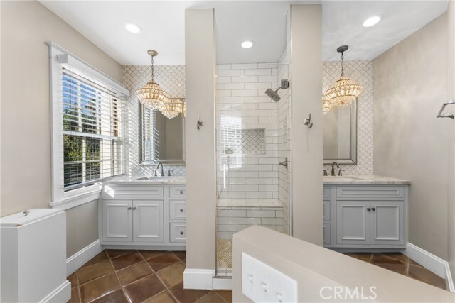 Building Photo - 1205 W Highland Ave