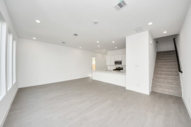 Building Photo - 2205 Via Cami Ln
