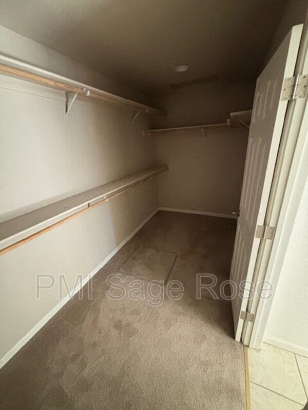 Building Photo - 1616 Phillips St