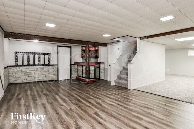 Building Photo - 12431 Betsy Ross Ln