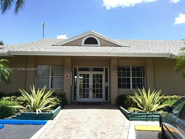 Building Photo - 2091 NW 96th Terrace
