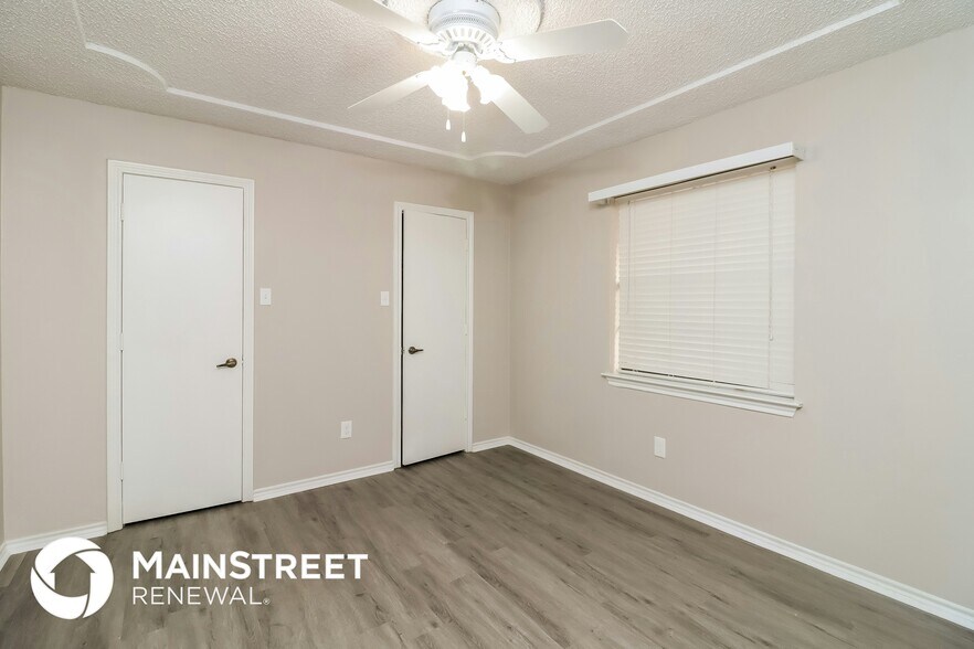 Building Photo - 5709 Trail Crest Dr