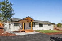 Building Photo - 11820 Mill St