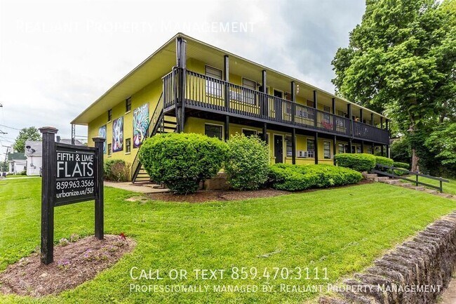 Building Photo - 468 N. Limestone-5