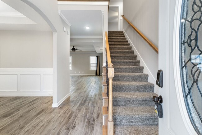 Building Photo - 1629 Kestrel Dr