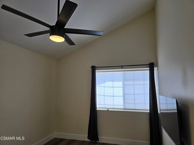 Building Photo - 3017 Klamath Ave