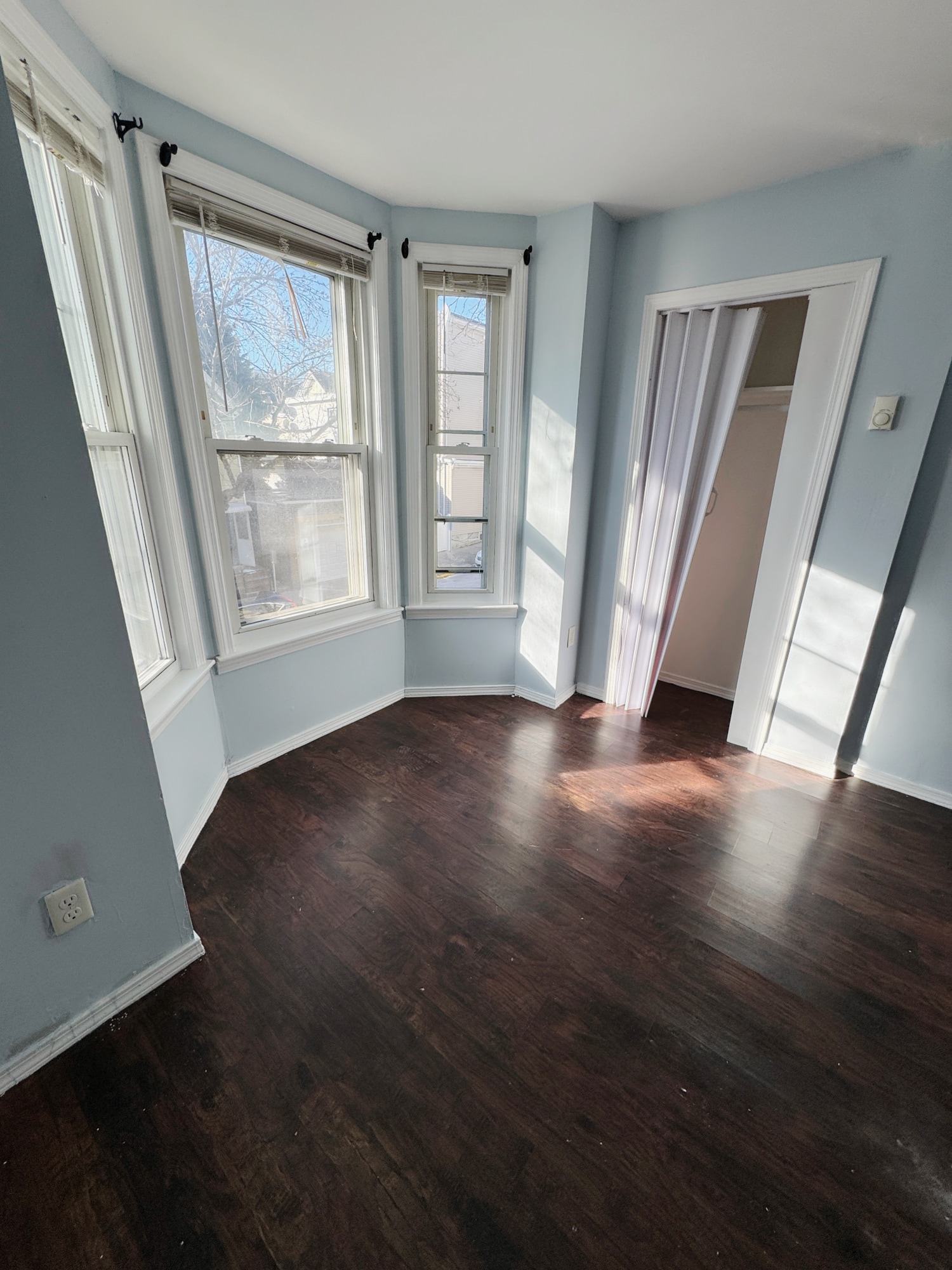 Building Photo - 128 Putnam St