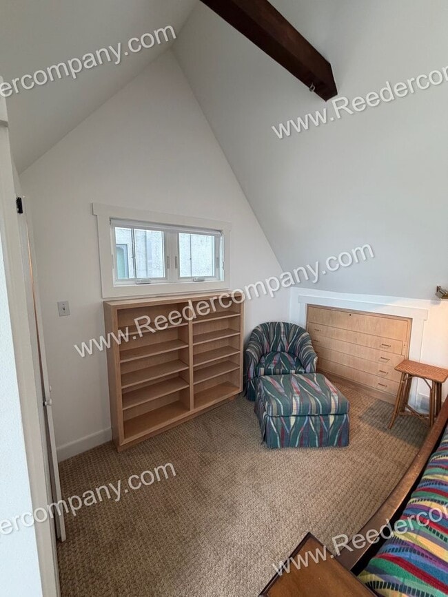 Building Photo - Beautifully updated 3 bed 2 bath house in Miller Beach.