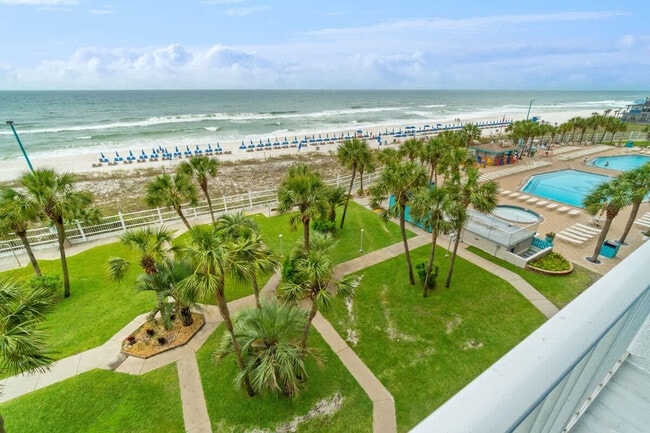 Building Photo - 8743 Thomas Dr