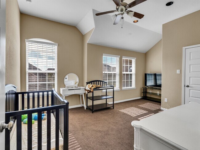 Building Photo - 10135 Cypress Path