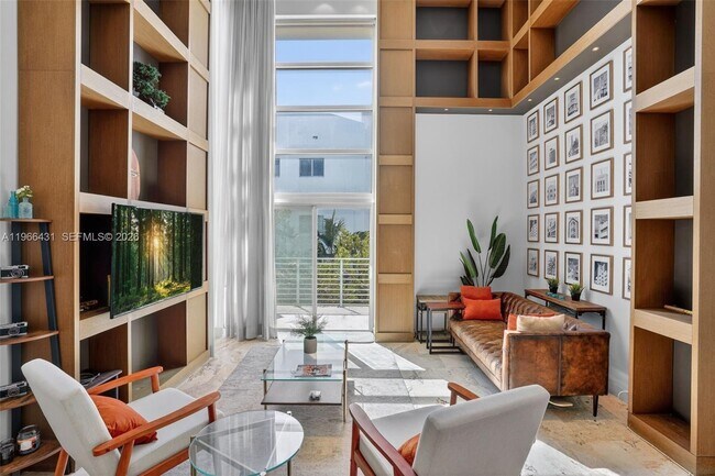 Building Photo - 7744 Collins Ave