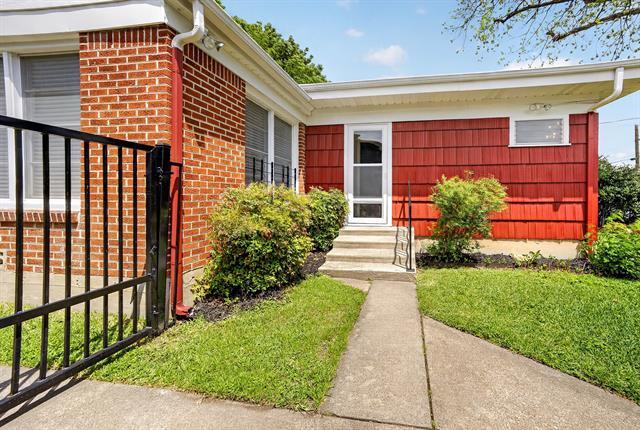 Building Photo - 3021 Ryan Pl Dr