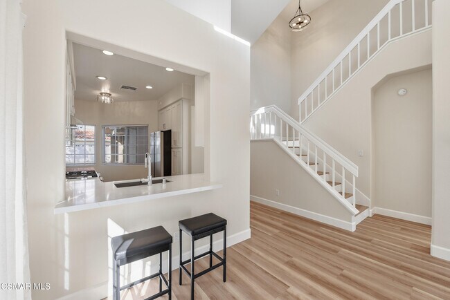 Building Photo - 4822 Parma Dr