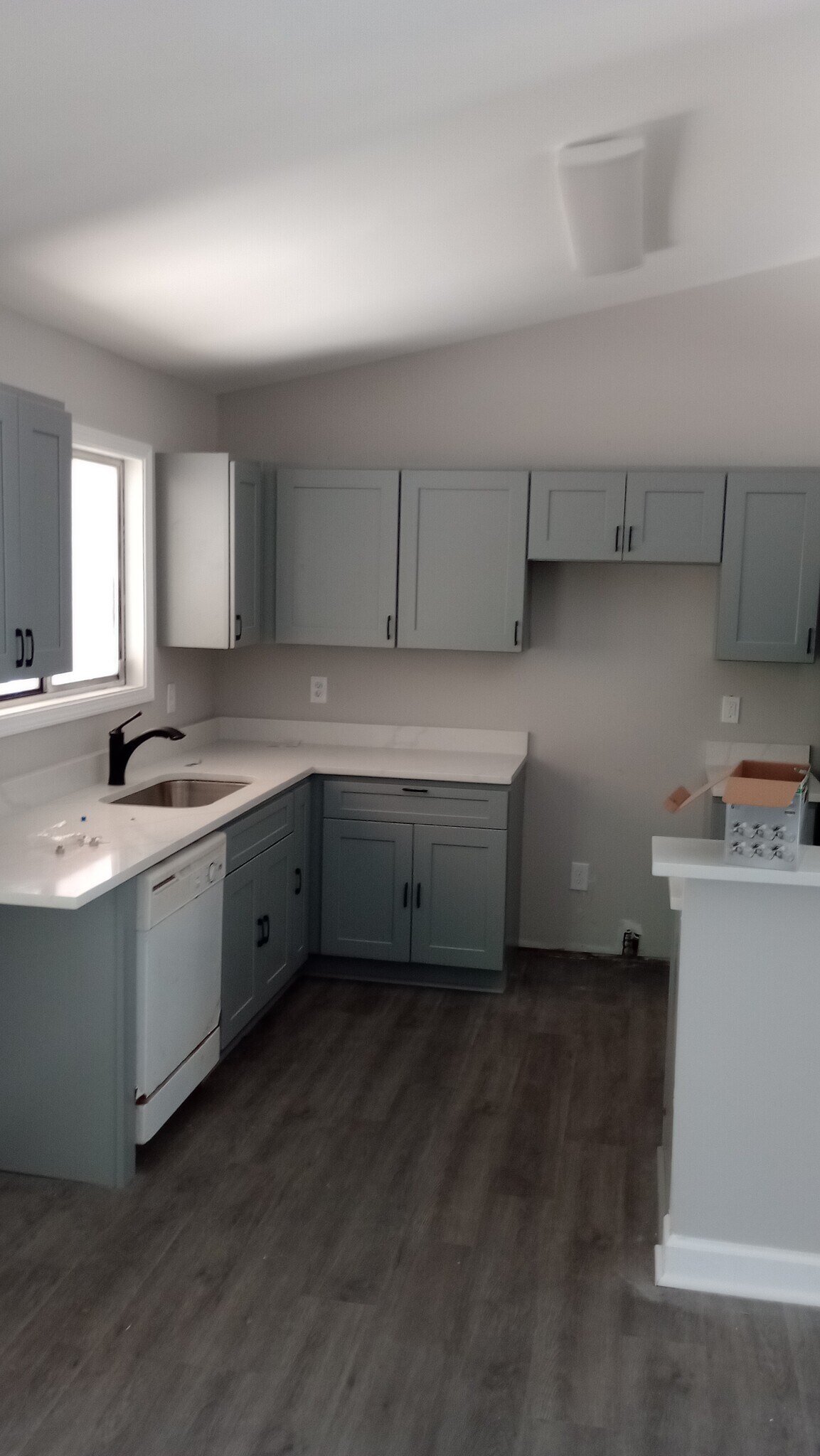 Building Photo - 679 Burnt Creek Dr NW