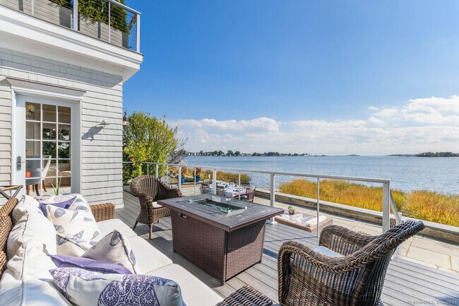 Building Photo - 50 Shorefront Park