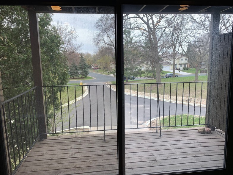 Building Photo - 3431 Kent St