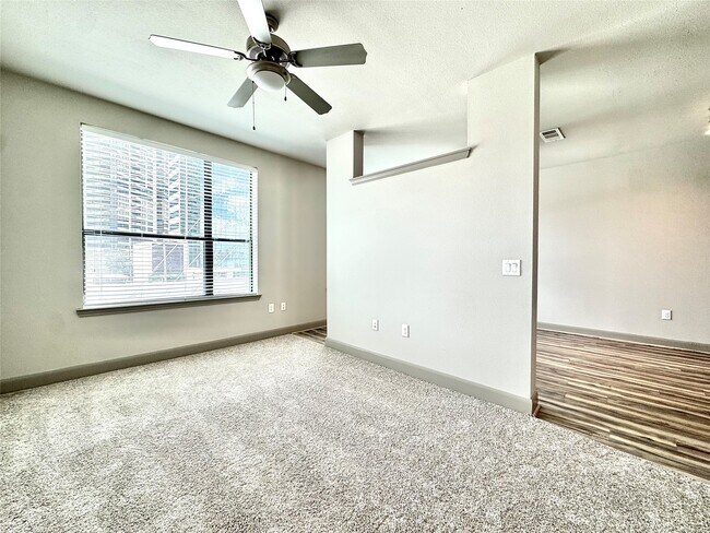 Building Photo - 3788 Richmond Ave.