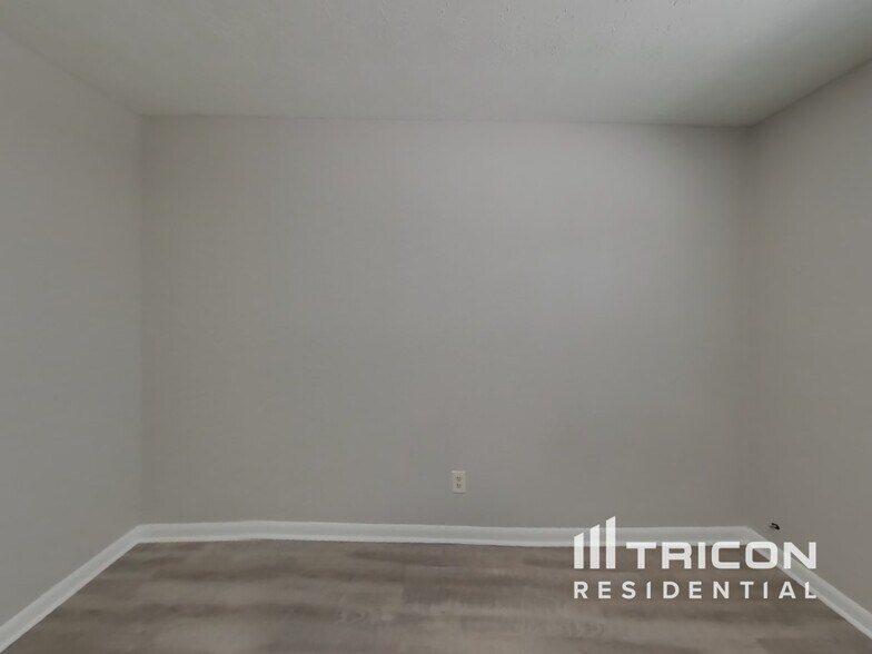 Building Photo - 10769 High Ridge Rd