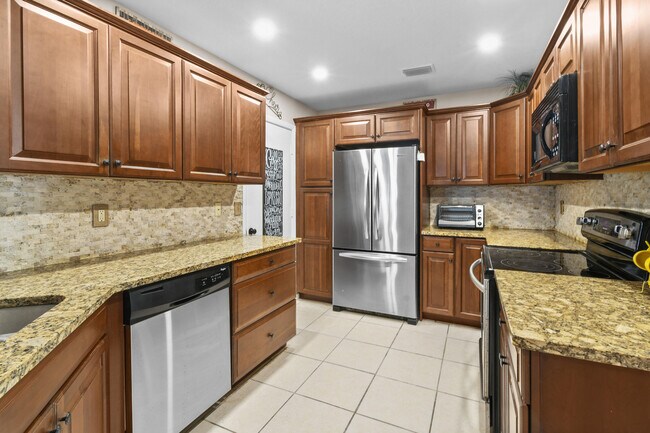 Building Photo - 1003 Ocean Dunes Cir