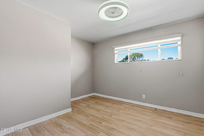 Building Photo - 4312 Wallington Dr