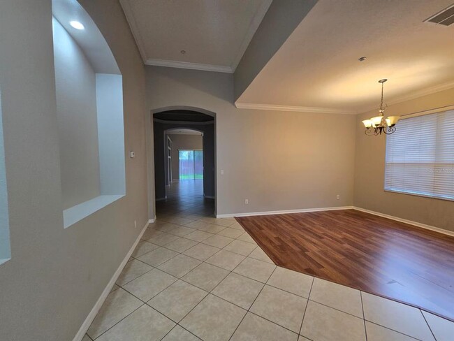 Building Photo - 9437 Leland Dr