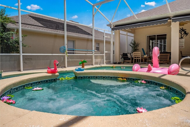 Building Photo - 412 N Hampton Dr