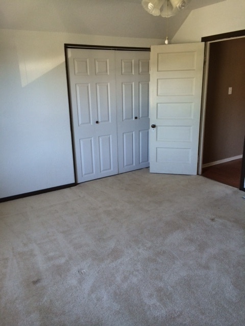 Building Photo - 3 Bedroom 2 Bathroom Home in Fantastic Location