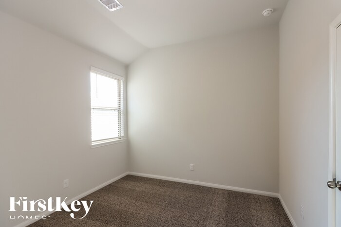 Building Photo - 11032 Patriot Ct