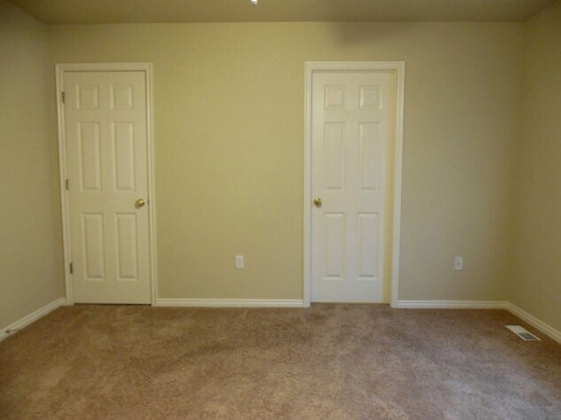 Building Photo - 5763 W Sunbright Ln