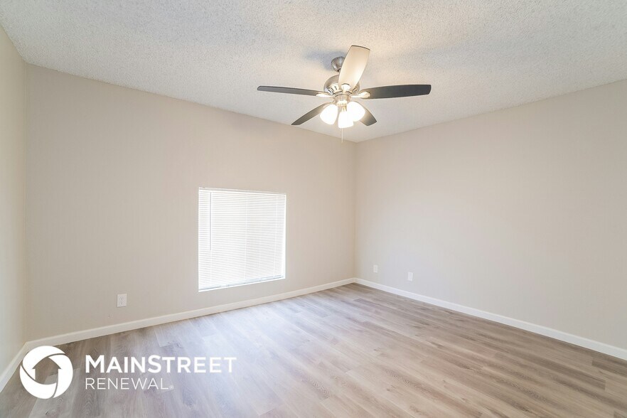 Building Photo - 7635 W Heatherbrae Dr
