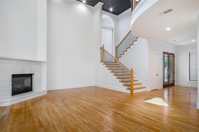 Building Photo - 4334 Gilbert Ave