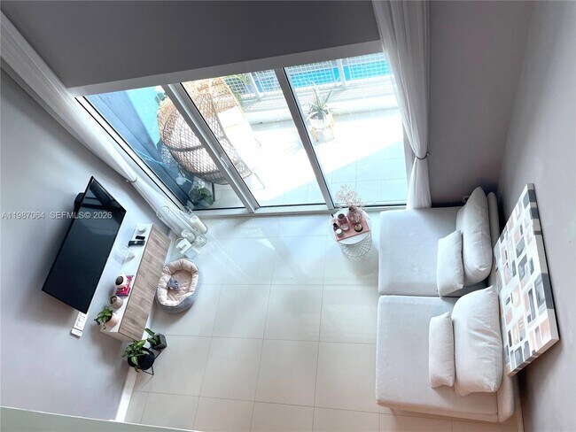 Building Photo - 60 SW 13th St